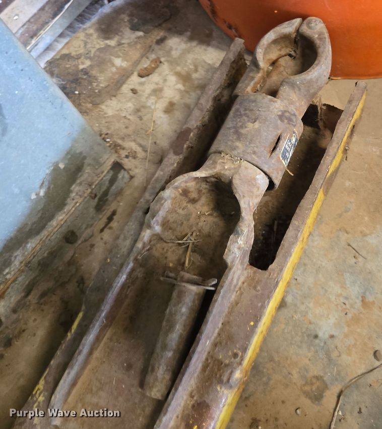 image for item EL5545 1978 John Deere 4240 tractor