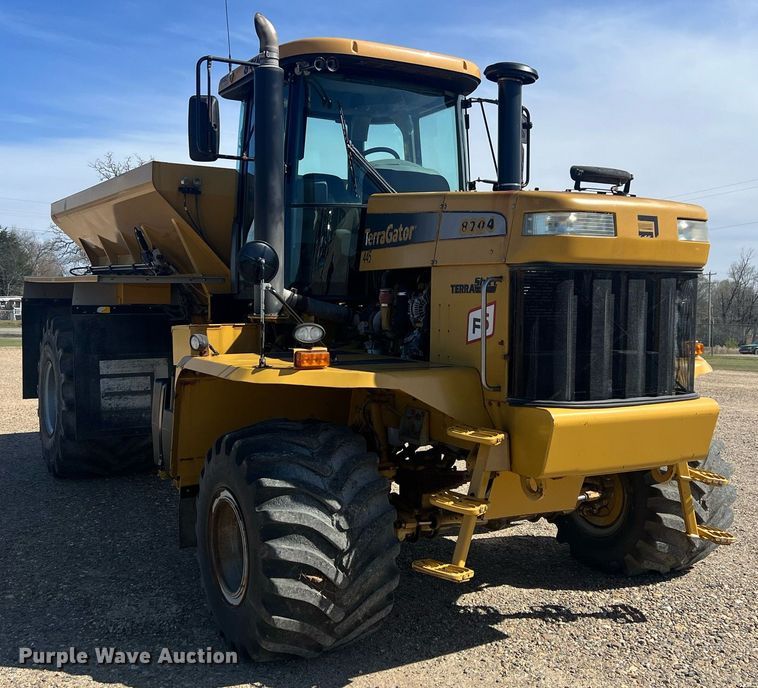 image for item EL5725 2010 Ag-Chem TerraGator 8204 spreader