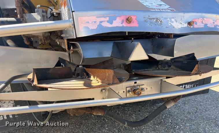 image for item EL5725 2010 Ag-Chem TerraGator 8204 spreader