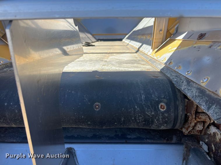 image for item EL5725 2010 Ag-Chem TerraGator 8204 spreader