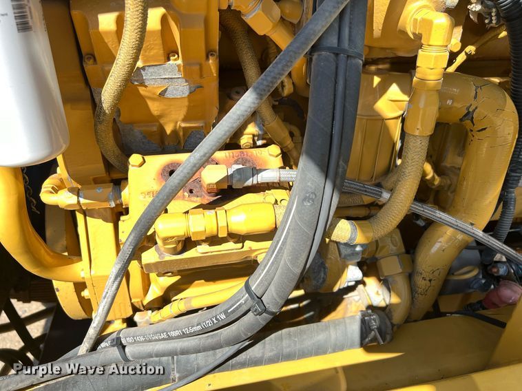 image for item EL5725 2010 Ag-Chem TerraGator 8204 spreader