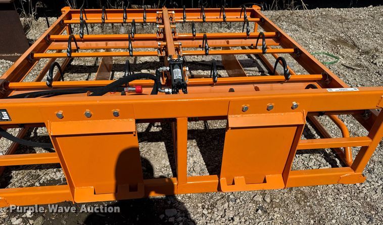 image for item EM3672 2024 Landhonor HAG-12-24Q skid steer bale accumulator grapple