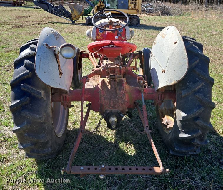 image for item EN3566 1952 Ford 8N tractor