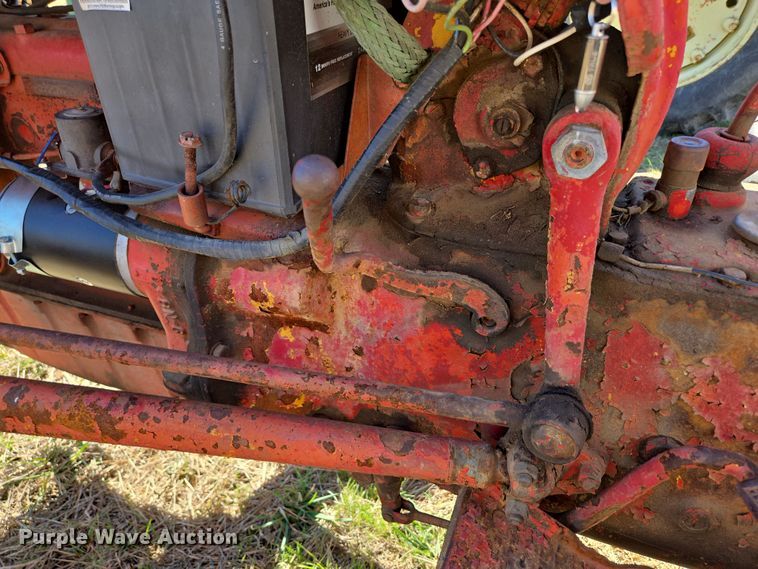 image for item EN3566 1952 Ford 8N tractor