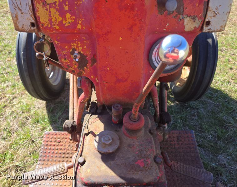 image for item EN3566 1952 Ford 8N tractor