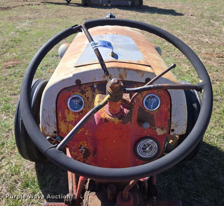 image for item EN3566 1952 Ford 8N tractor