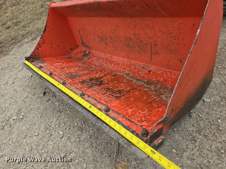 image for item EN8693 2020 Kubota  BX23S MFWD tractor