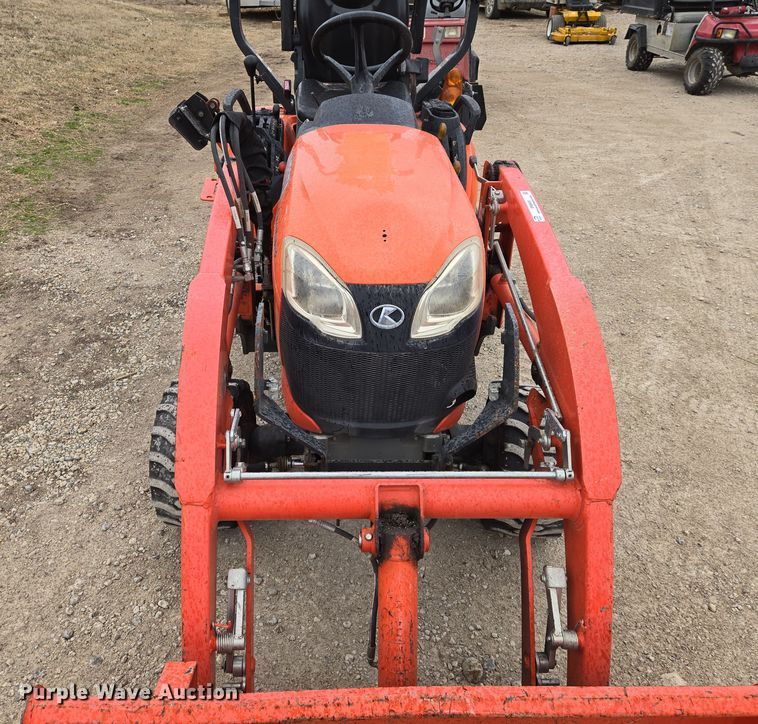 image for item EN8693 2020 Kubota  BX23S MFWD tractor