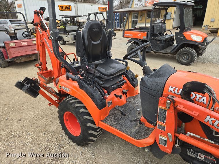 image for item EN8693 2020 Kubota  BX23S MFWD tractor
