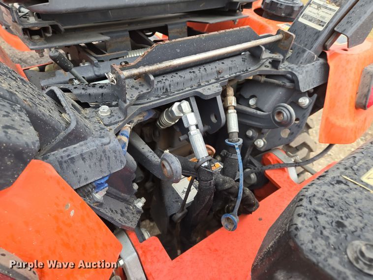 image for item EN8693 2020 Kubota  BX23S MFWD tractor