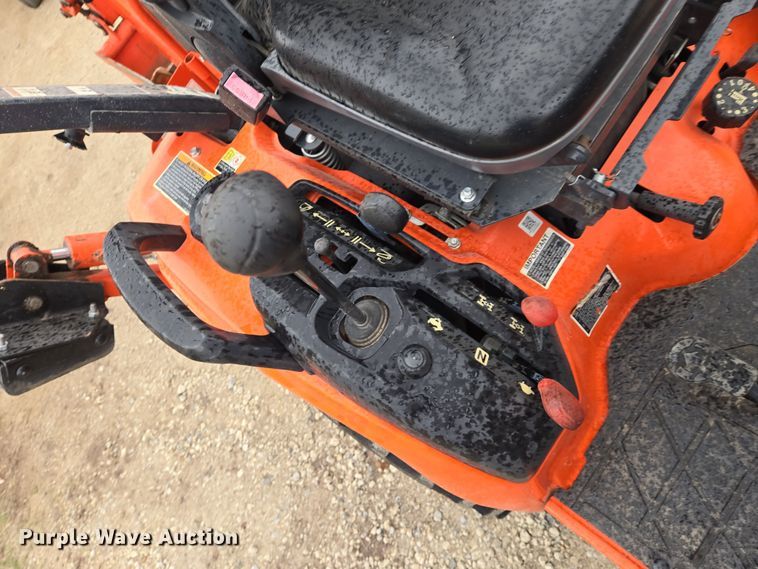 image for item EN8693 2020 Kubota  BX23S MFWD tractor