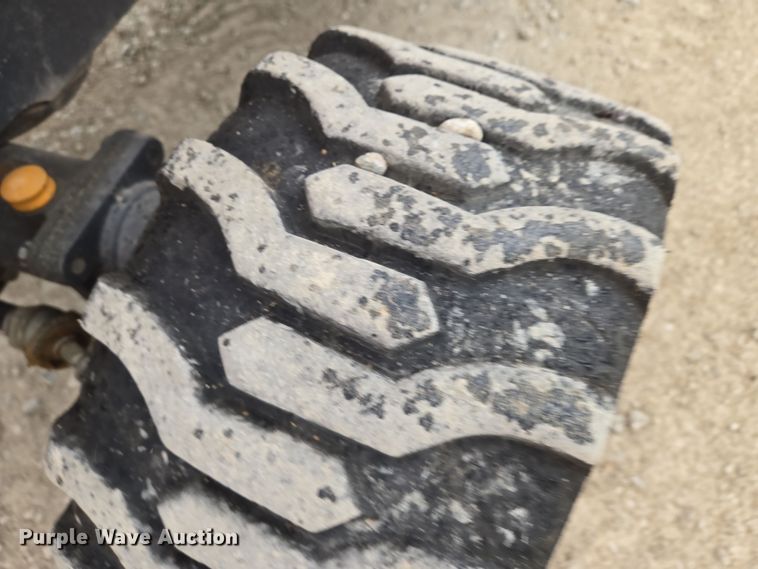 image for item EN8693 2020 Kubota  BX23S MFWD tractor