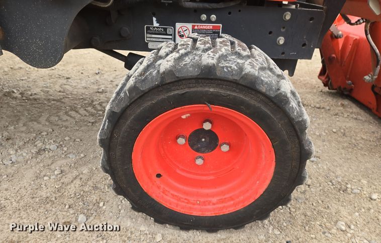 image for item EN8693 2020 Kubota  BX23S MFWD tractor