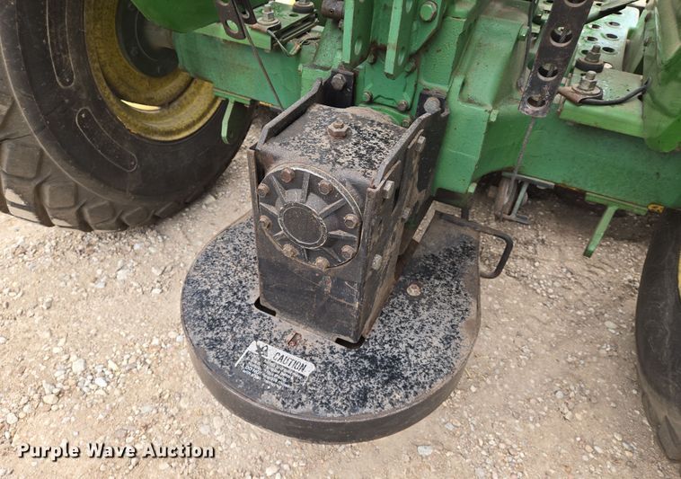 image for item EN8698 John Deere 850 tractor