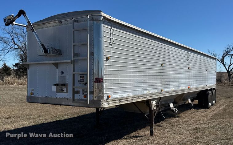 image for item EQ1119 1996 Timpte grain trailer