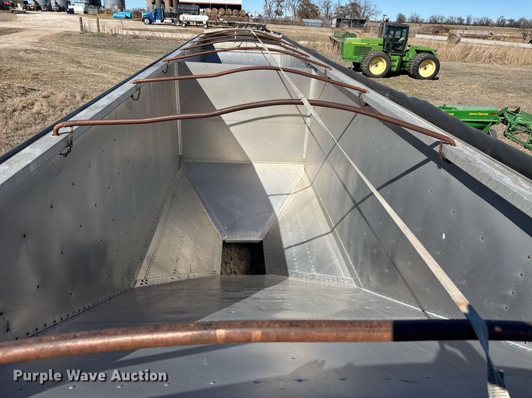 image for item EQ1119 1996 Timpte grain trailer