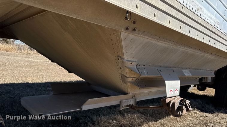 image for item EQ1119 1996 Timpte grain trailer