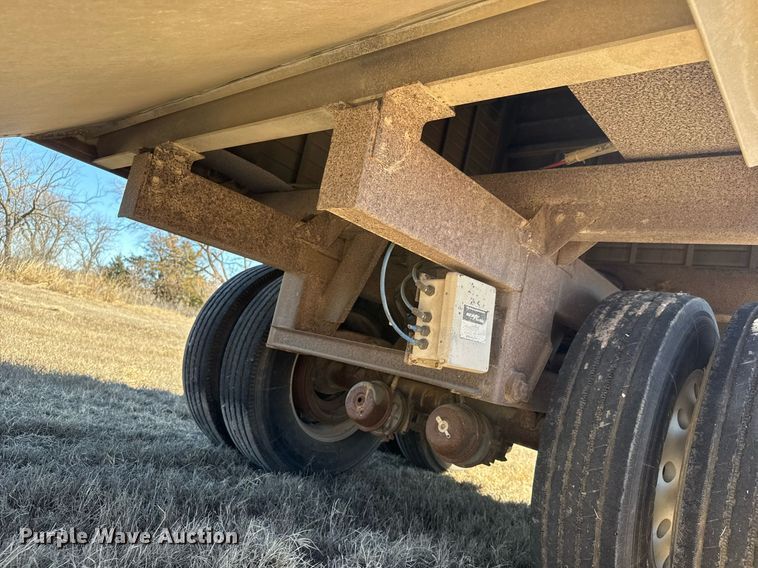 image for item EQ1119 1996 Timpte grain trailer