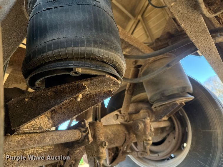 image for item EQ1119 1996 Timpte grain trailer