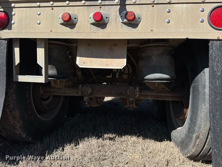 image for item EQ1119 1996 Timpte grain trailer