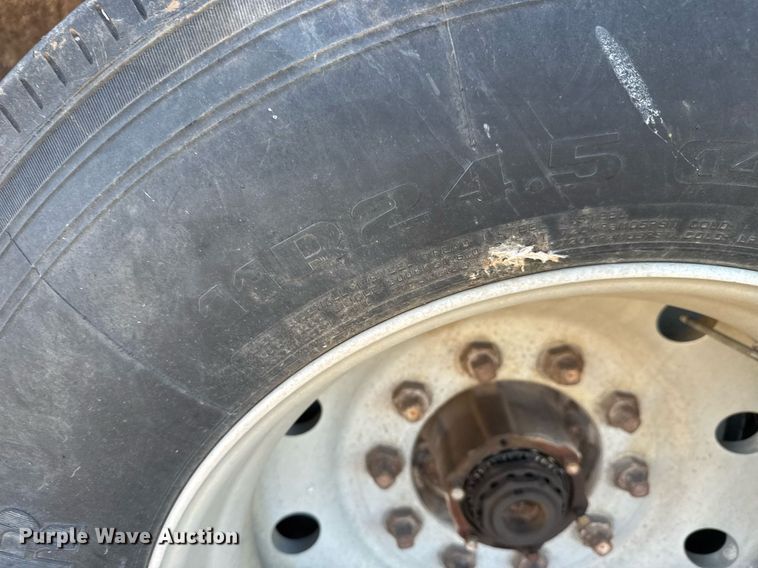 image for item EQ1119 1996 Timpte grain trailer