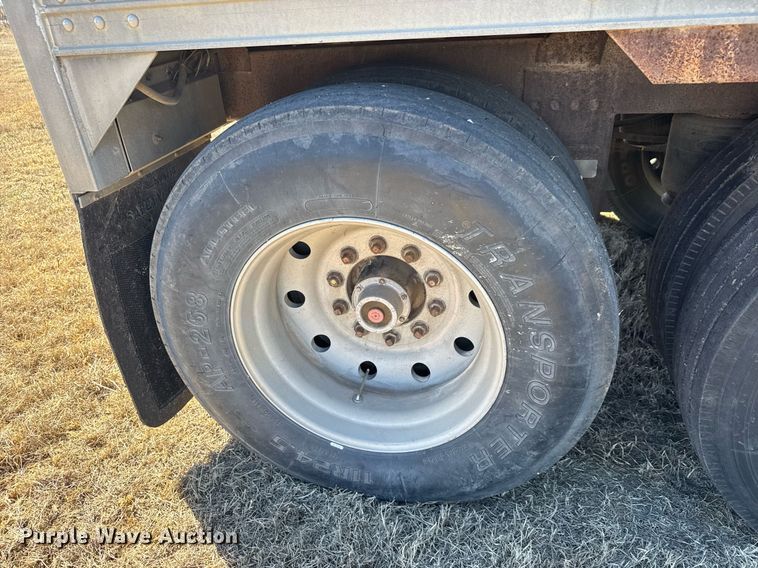 image for item EQ1119 1996 Timpte grain trailer