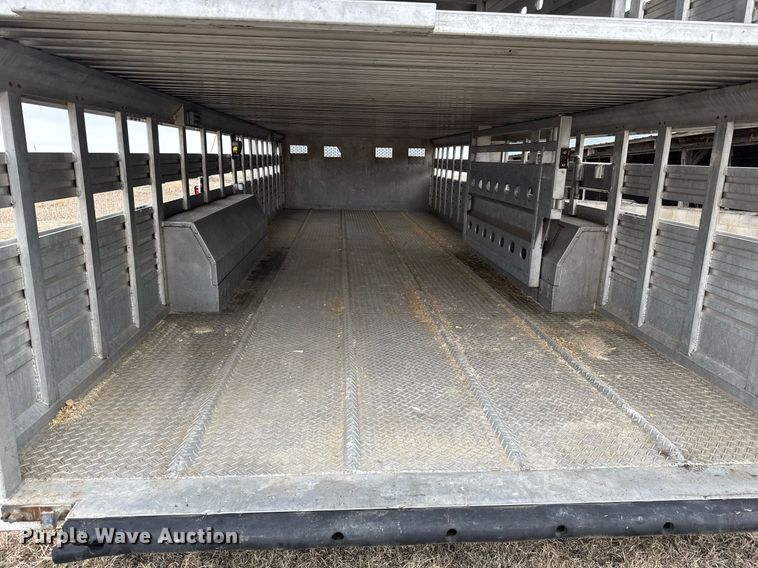 image for item EQ1134 2014 M.H. EBY Ruff Neck livestock trailer