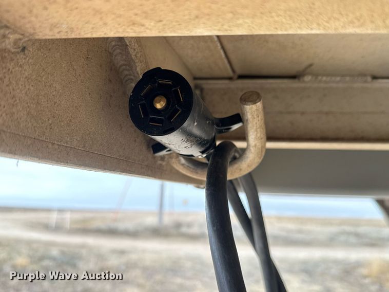 image for item EQ1134 2014 M.H. EBY Ruff Neck livestock trailer