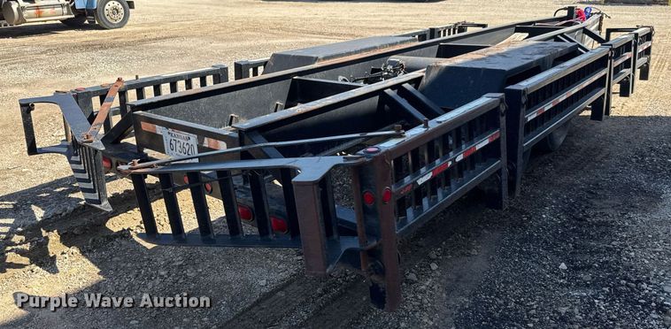 image for item EQ1195 2005 Behnke sprayer trailer