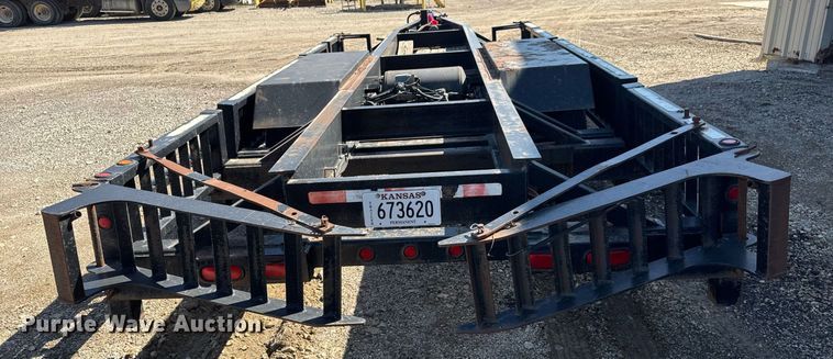 image for item EQ1195 2005 Behnke sprayer trailer