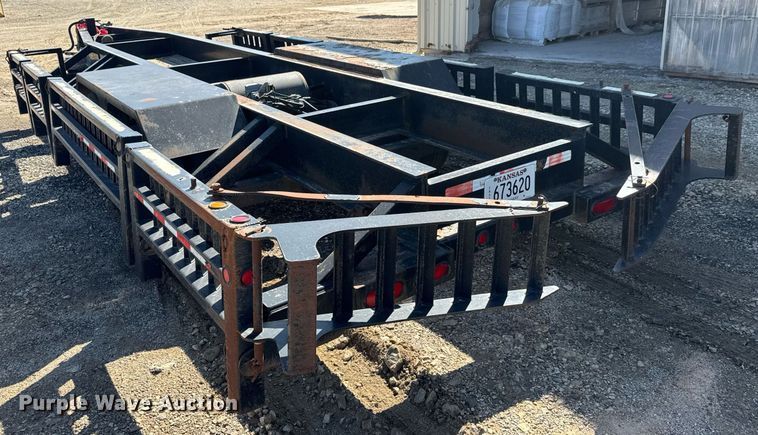 image for item EQ1195 2005 Behnke sprayer trailer