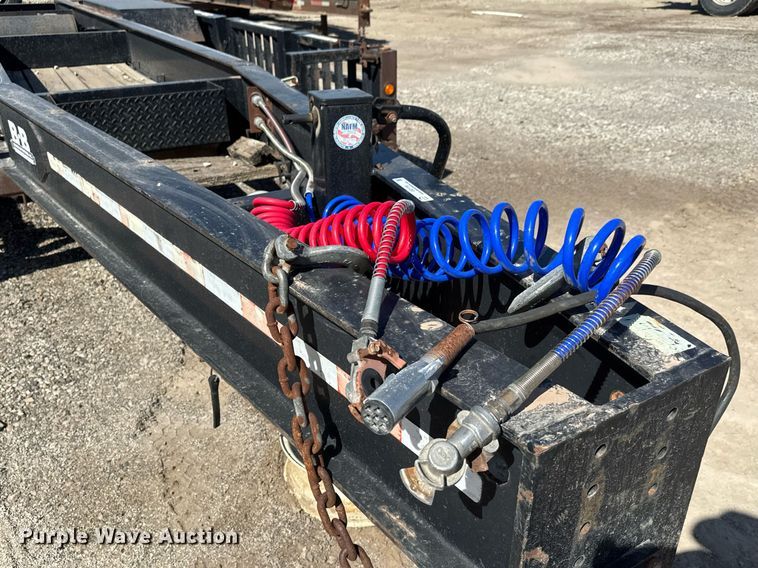 image for item EQ1195 2005 Behnke sprayer trailer