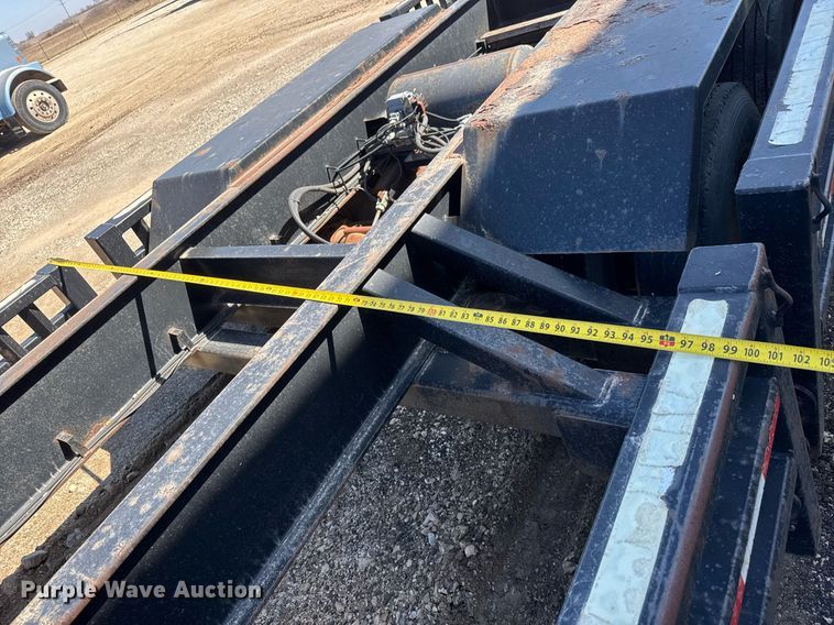 image for item EQ1195 2005 Behnke sprayer trailer