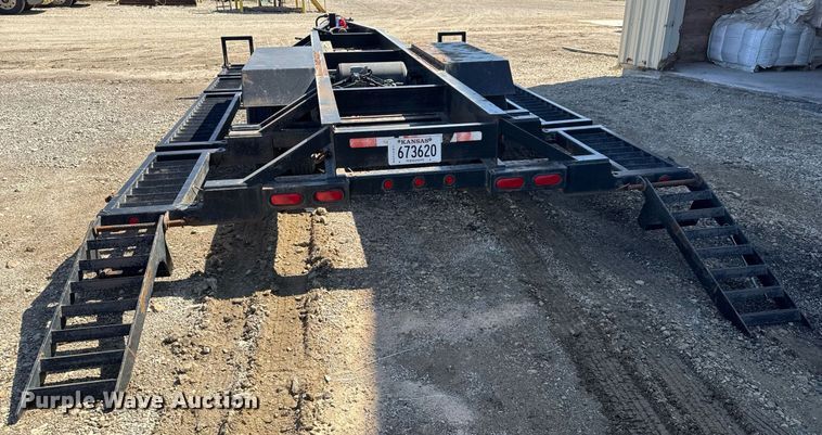 image for item EQ1195 2005 Behnke sprayer trailer