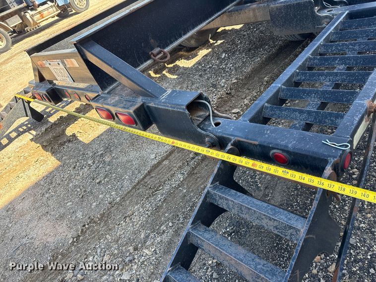 image for item EQ1195 2005 Behnke sprayer trailer