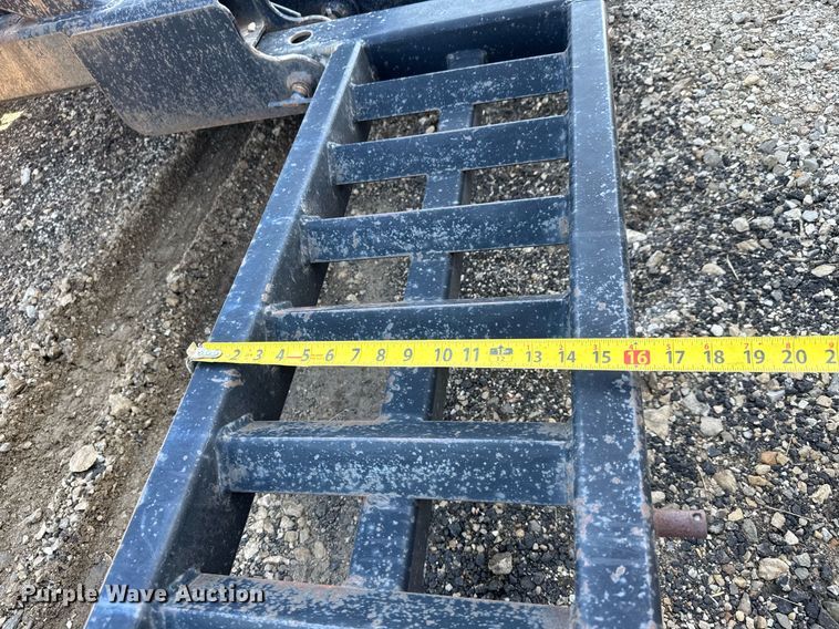 image for item EQ1195 2005 Behnke sprayer trailer