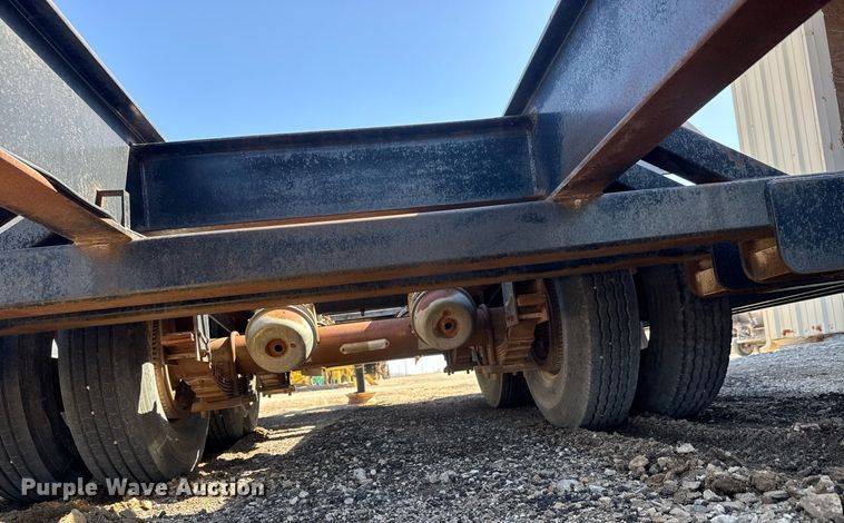 image for item EQ1195 2005 Behnke sprayer trailer