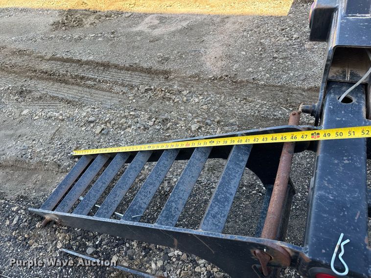 image for item EQ1195 2005 Behnke sprayer trailer