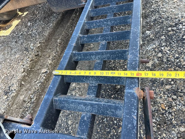 image for item EQ1195 2005 Behnke sprayer trailer