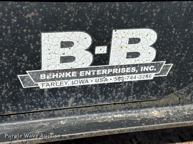 image for item EQ1195 2005 Behnke sprayer trailer