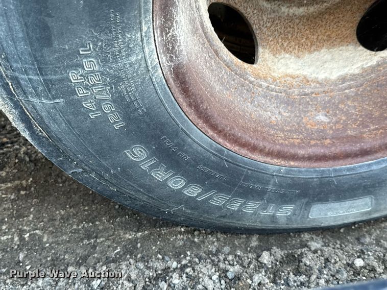 image for item EQ1195 2005 Behnke sprayer trailer