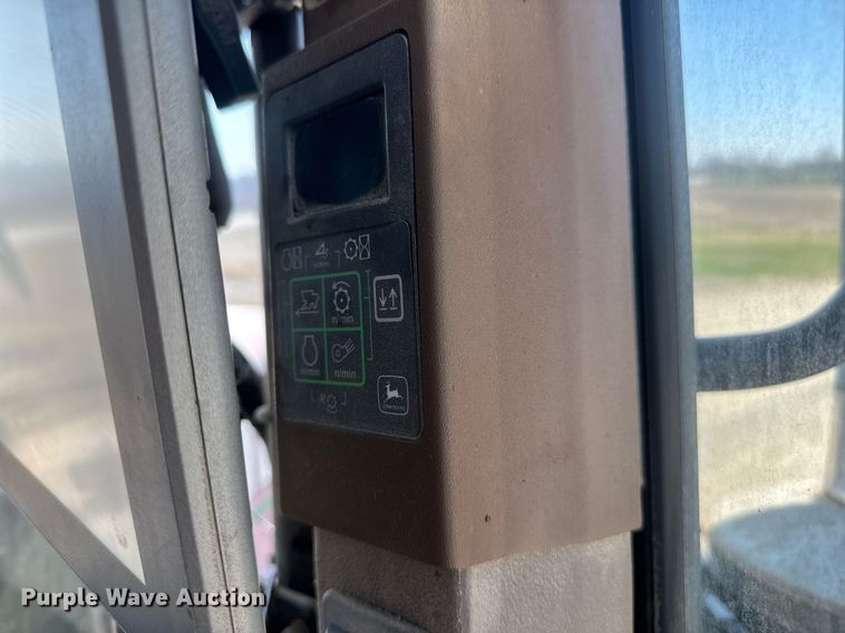 image for item EQ1197 Miller Atlas 3654 spreader