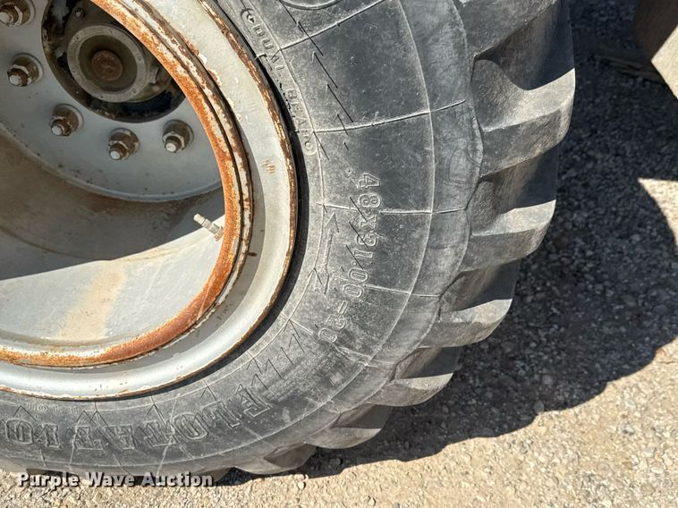 image for item EQ1197 Miller Atlas 3654 spreader