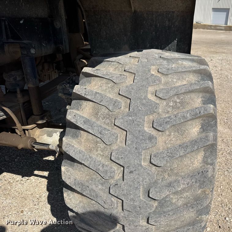 image for item EQ1197 Miller Atlas 3654 spreader