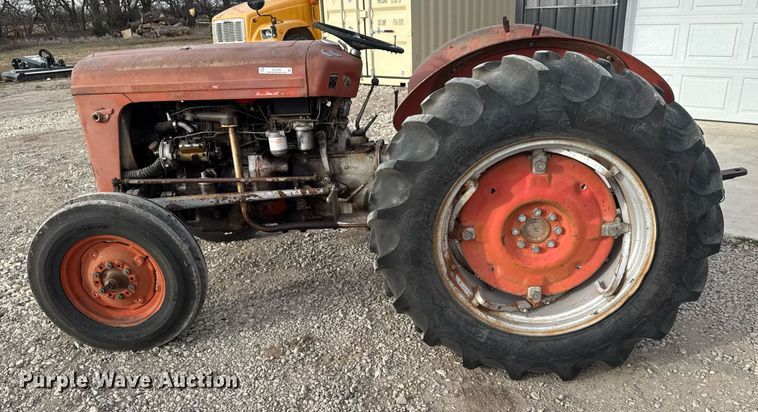 image for item EQ1209 1962 Massey Ferguson MF35 tractor