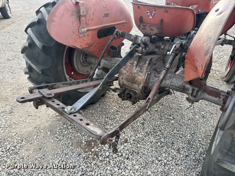 image for item EQ1209 1962 Massey Ferguson MF35 tractor
