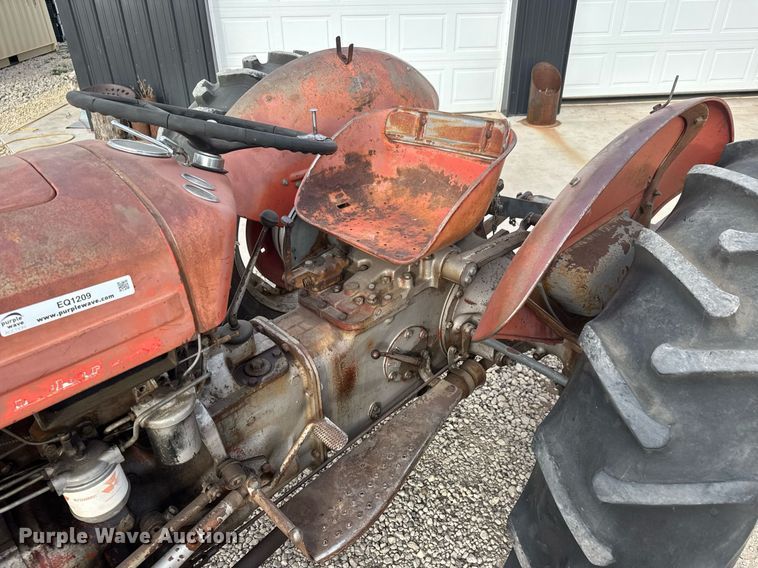 image for item EQ1209 1962 Massey Ferguson MF35 tractor