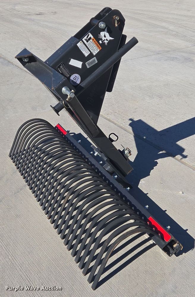image for item EQ4002 Bobcat Rake 60 landscape rake
