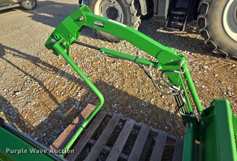 image for item EQ6855 John Deere H130 loader