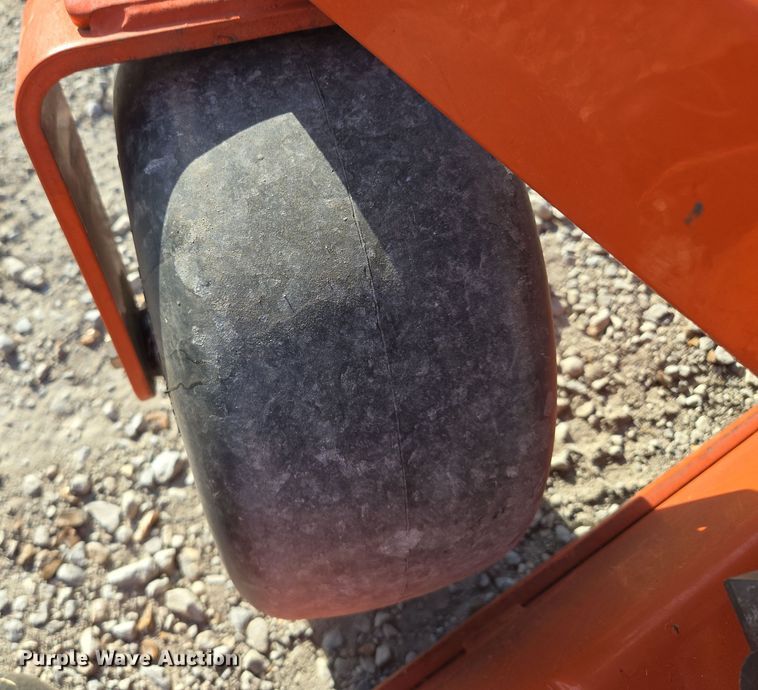 image for item EQ6859 Husqvarna Z460 ZTR lawn mower